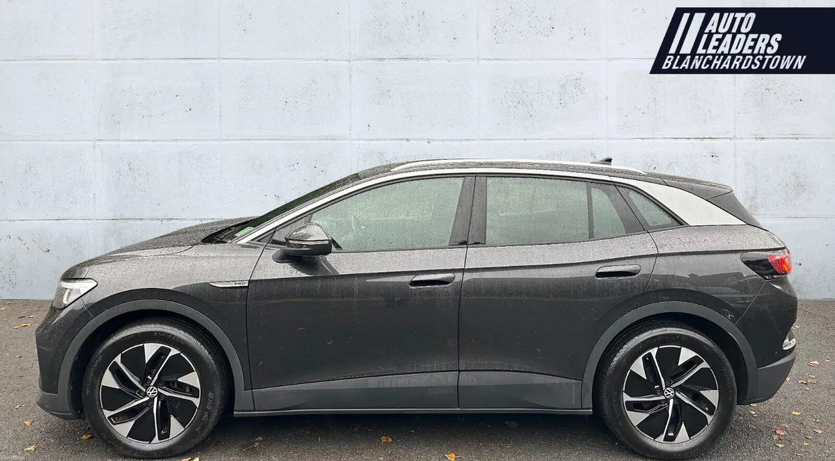 (222) VOLKSWAGEN ID.4  PRO 77KWH LIFE 204BHP NAV - Image 2