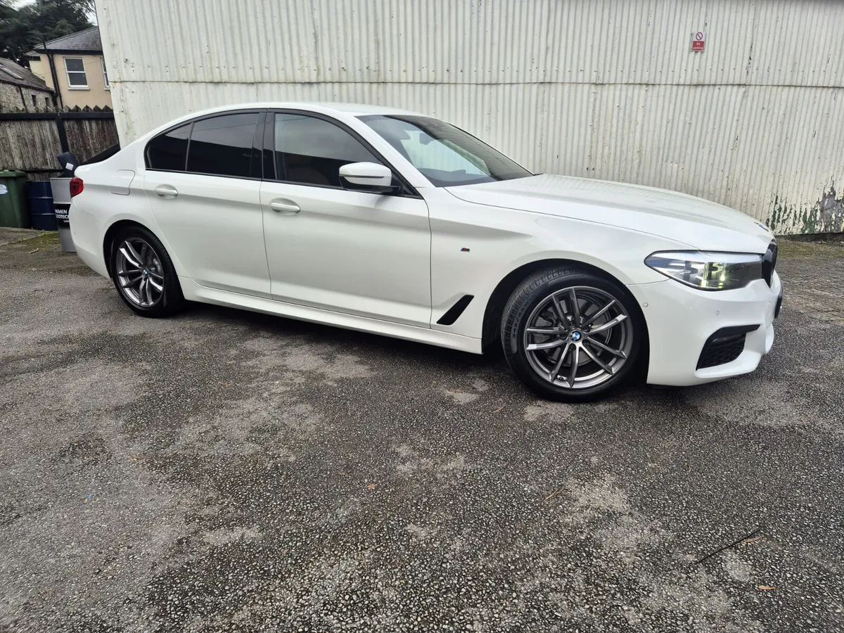 💥2019 BMW 5-Series M-Sport💥(G30+Warranty+Low Km) - Image 3
