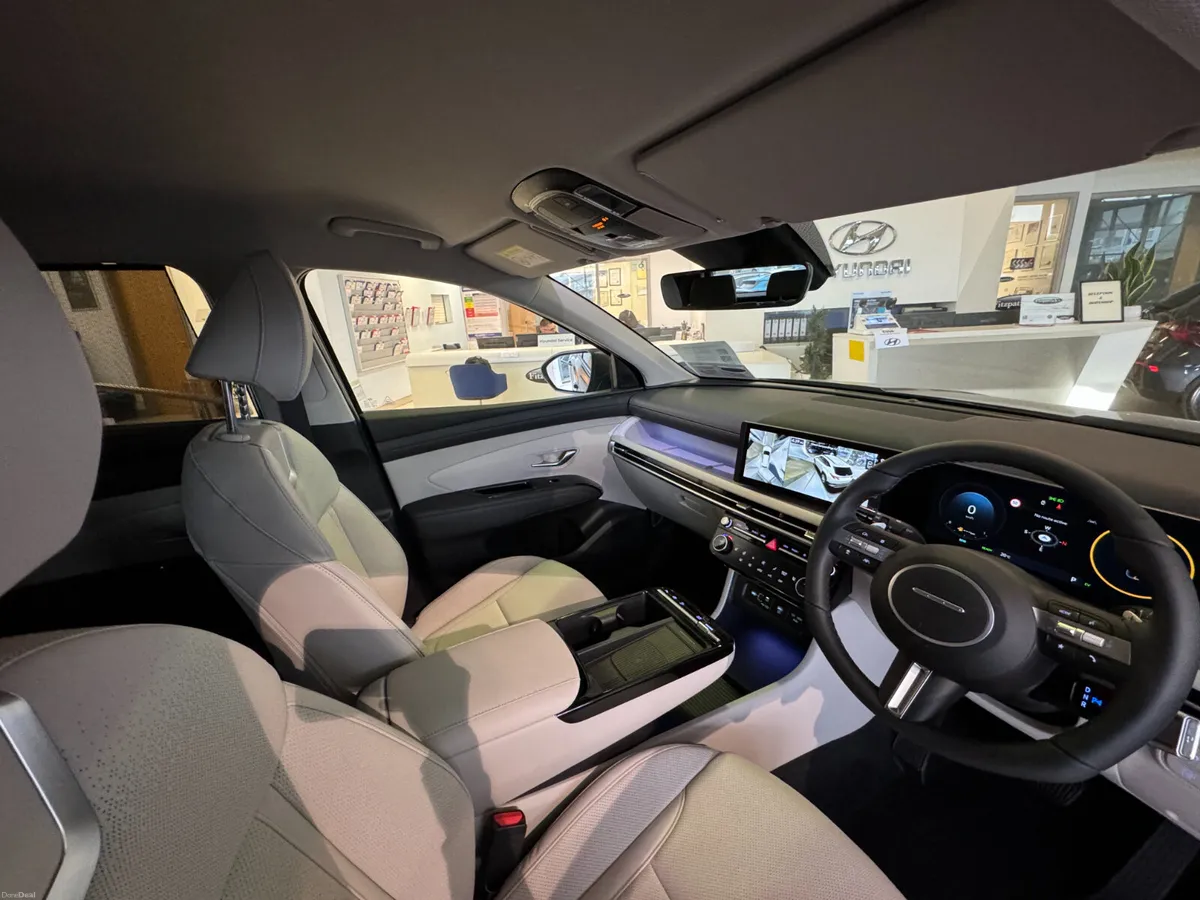 TUCSON 262 - 4WD Executive Plus PHEV STG Auto - Image 6