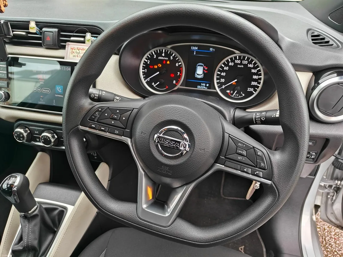 Nissan Micra 2019/2   Petrol 1.0 - Image 5