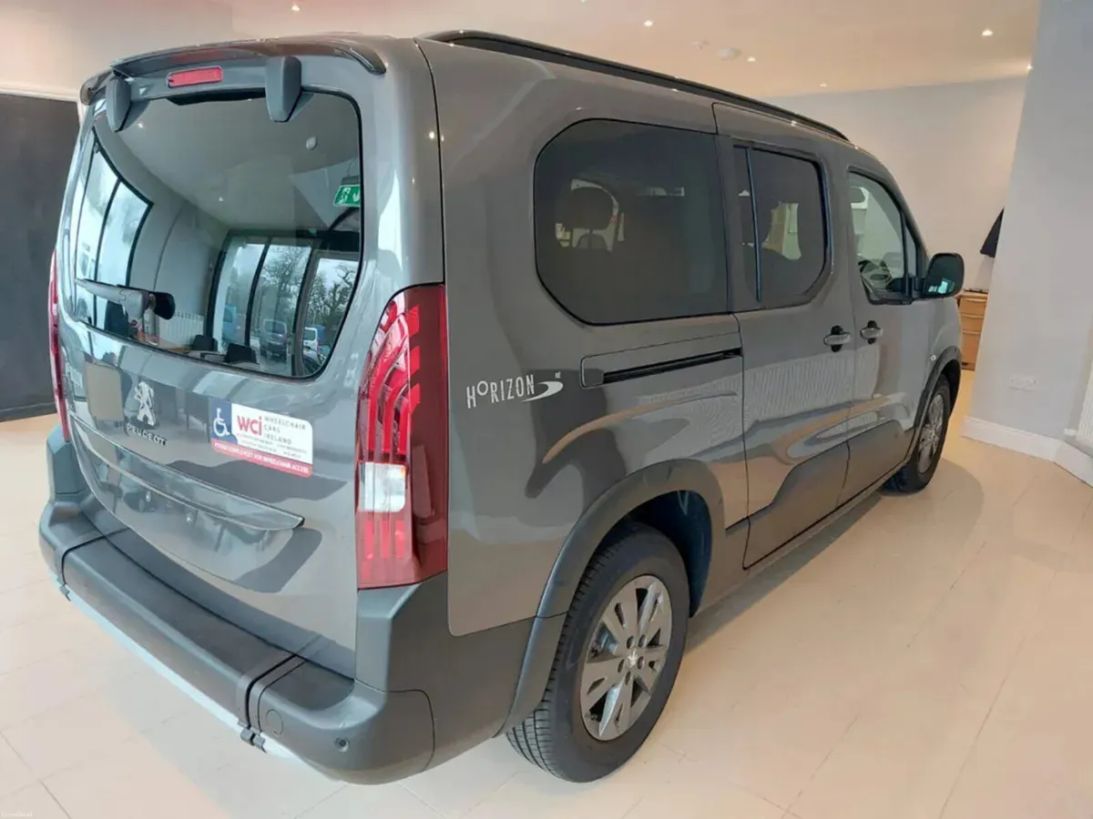 Wheelchair Accessible Peugeot Rifter Horizon - Image 4