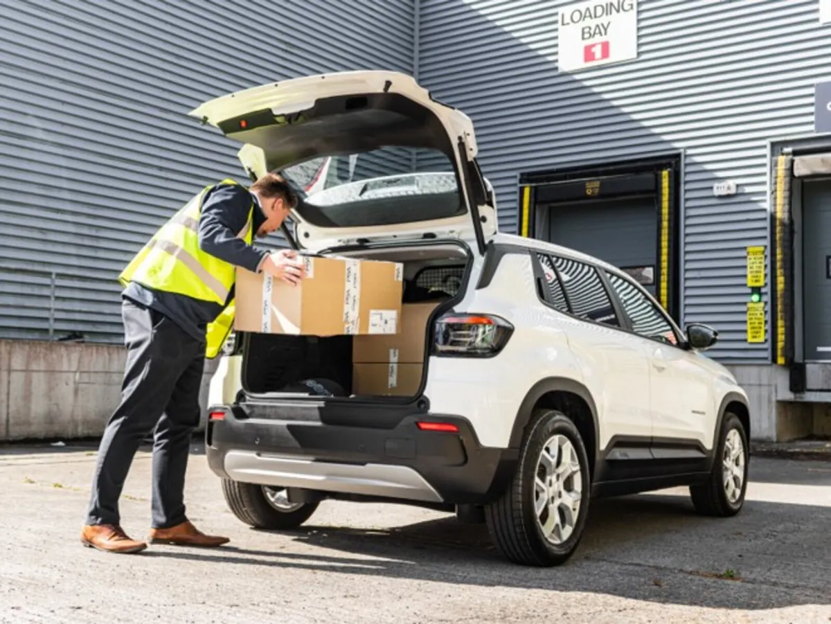 NEW 261 OFFERS- JEEP AVENGER LONGITUDE COMMERCIAL - Image 4