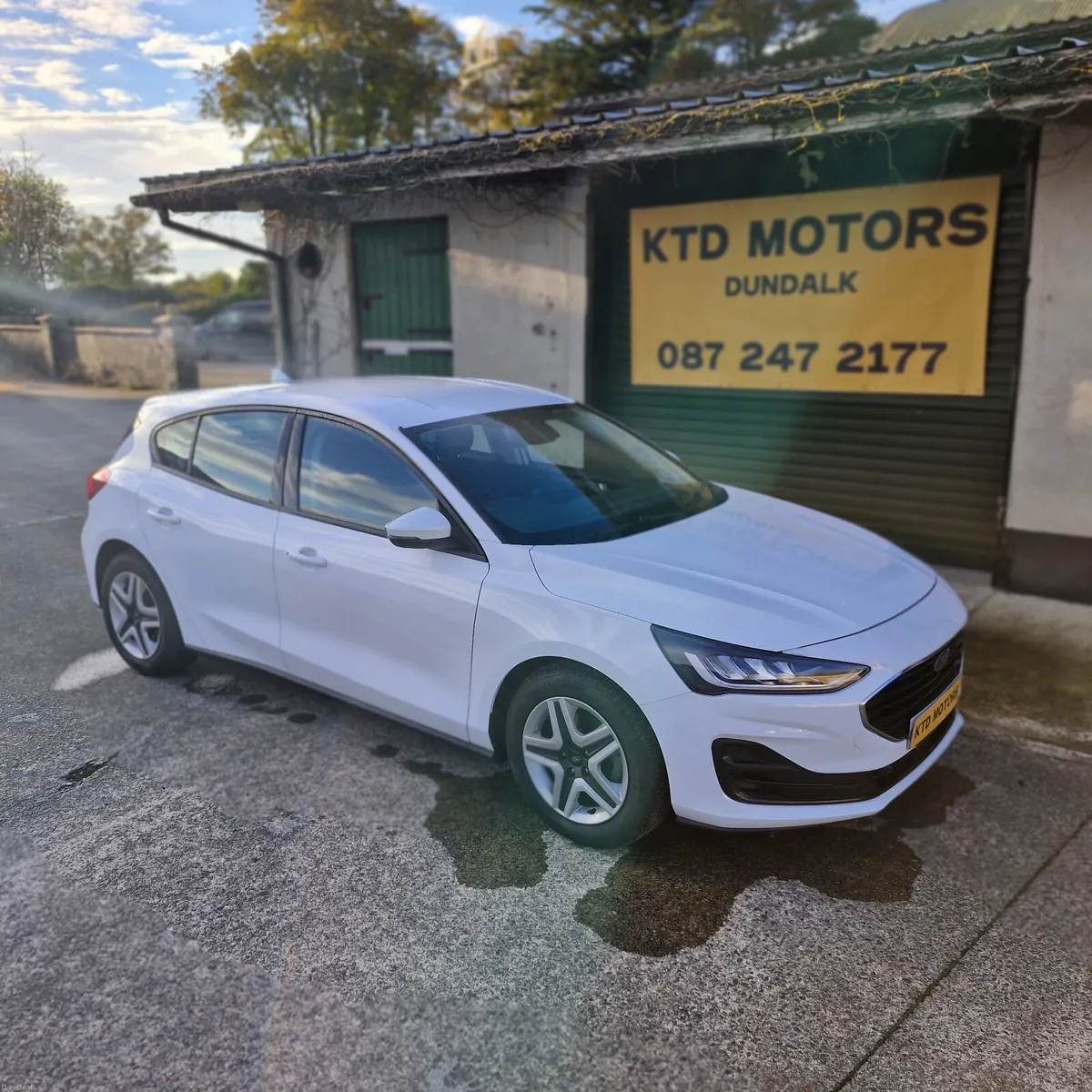 Low Mileage Ford Focus 2022 1.5d auto - Image 2