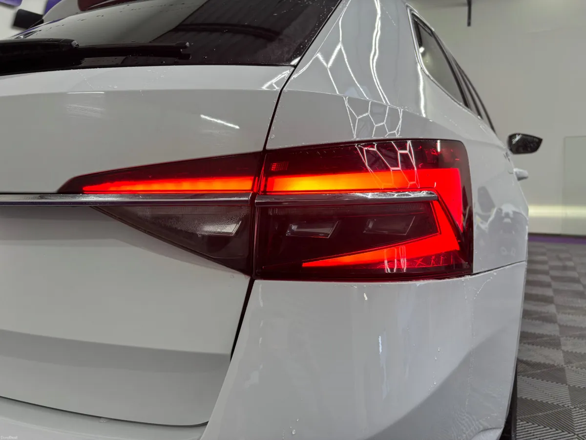 2021 SKODA SUPERB DSG - LEATHER - PARK SENSORS - Image 5