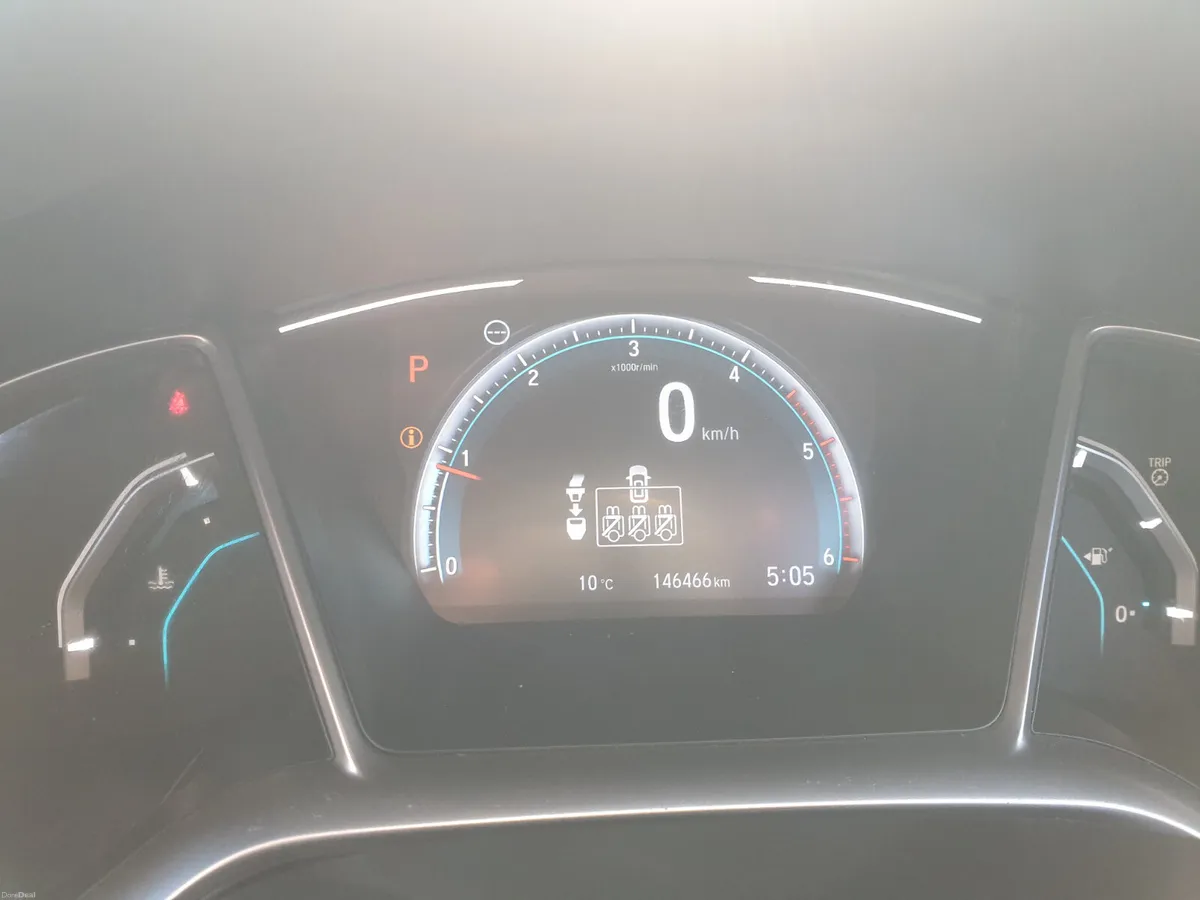 Honda Civic 2020 diesel auto - Image 4
