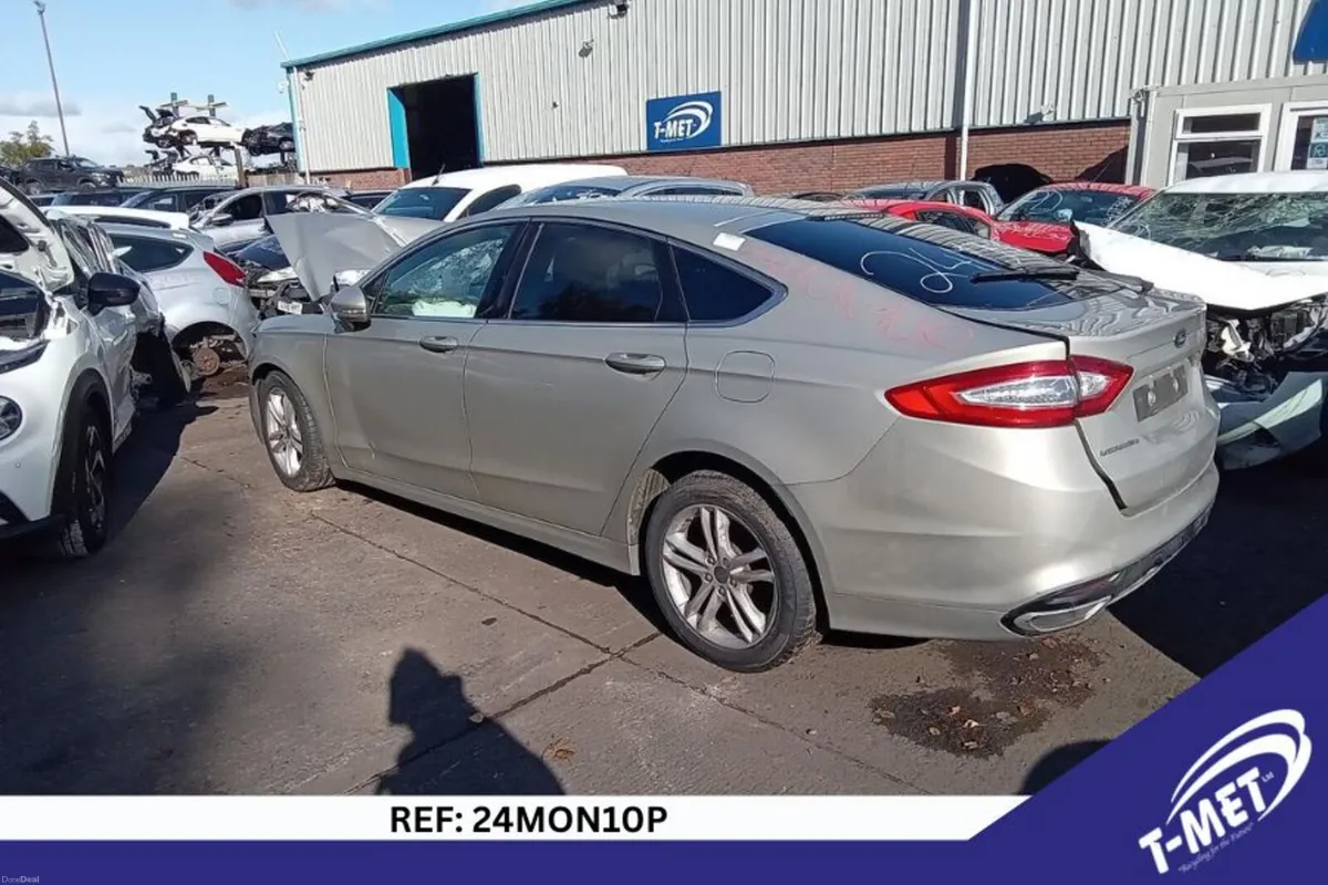 2015 FORD MONDEO BREAKING FOR PARTS - Image 2