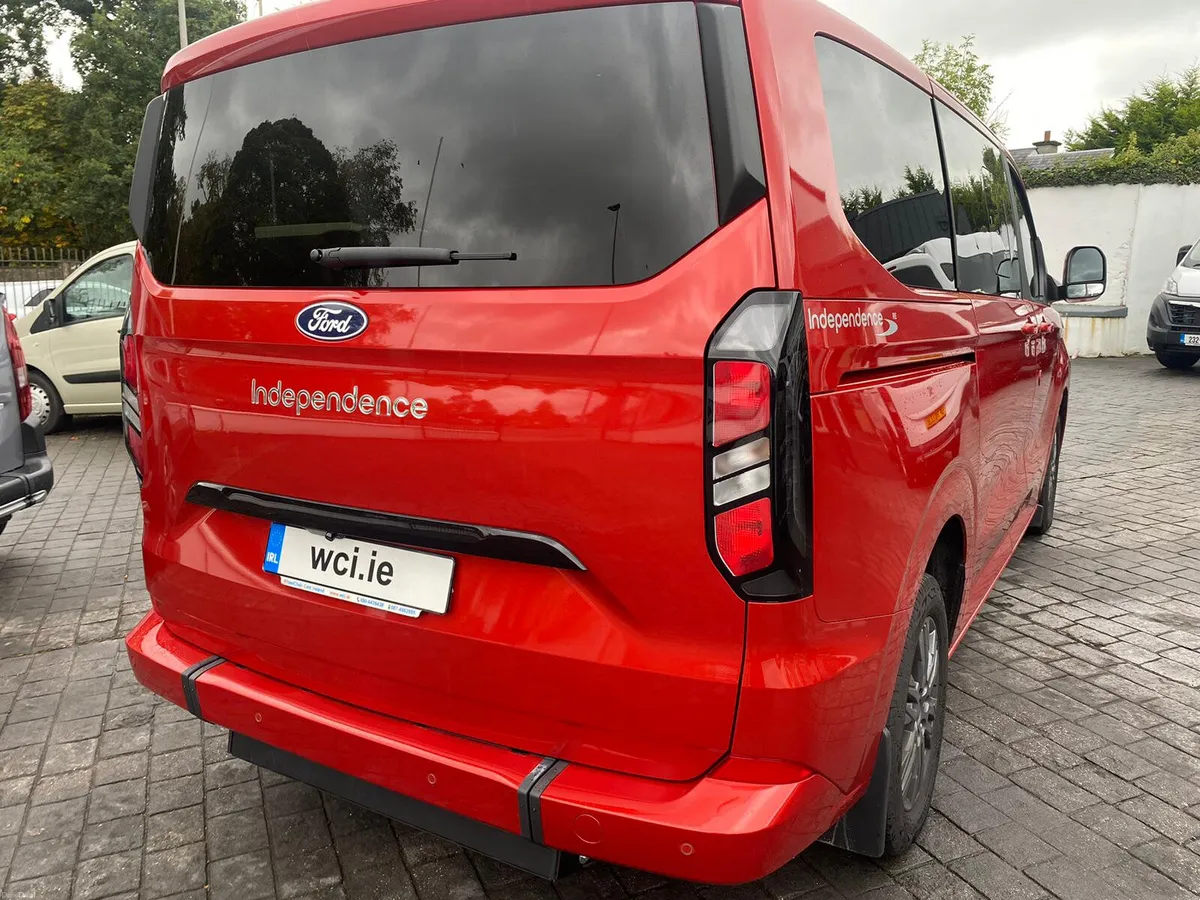 Wheelchair Accessible Ford Custom 2026 - Image 6