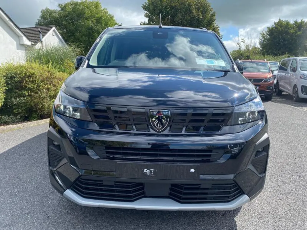 Wheelchair Accessible Auto New - Image 4