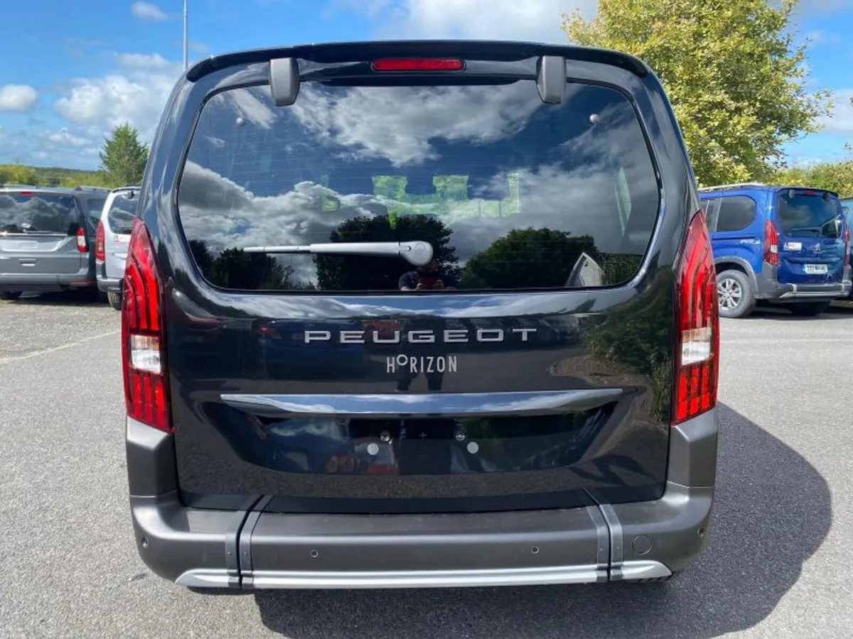 Wheelchair Accessible Auto New - Image 6
