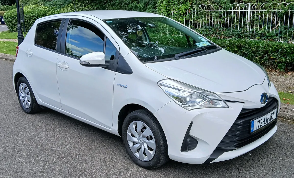 Toyota Yaris Vitz Hybrid 1.5 2017 NCT 08-26 - Image 1