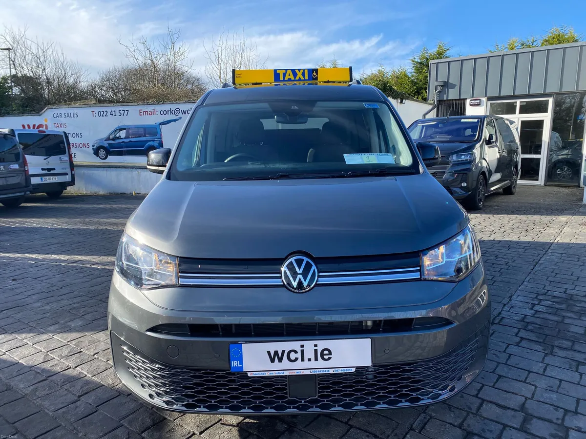 Volkswagen Caddy Wheelchair Taxi - Image 3