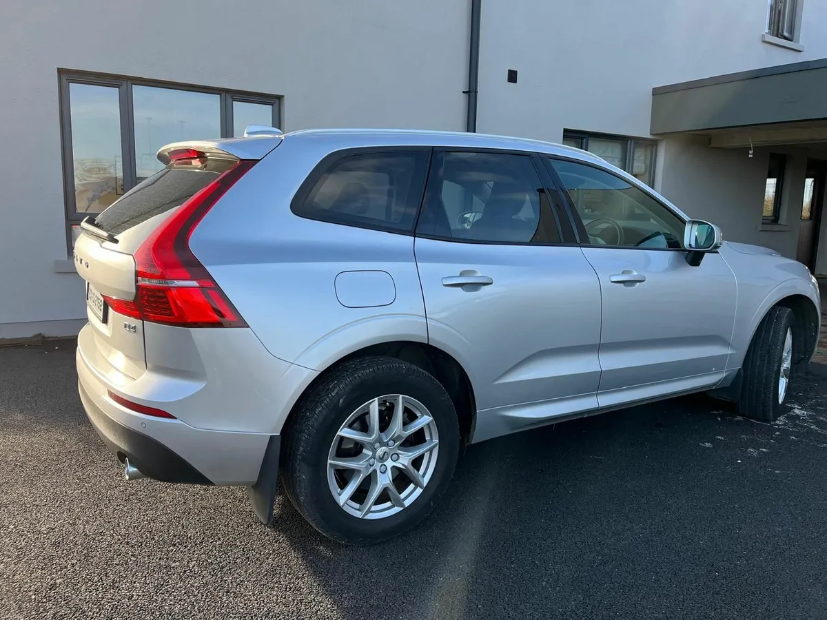 Volvo XC60 2020 - Image 3