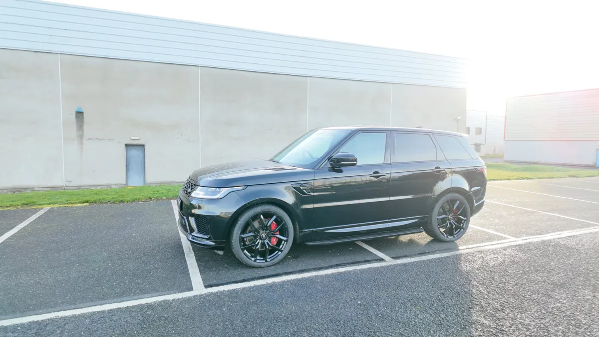 2020 RANGE ROVER SPORT WITH NEW SVR WHEELS & TYRES - Image 2