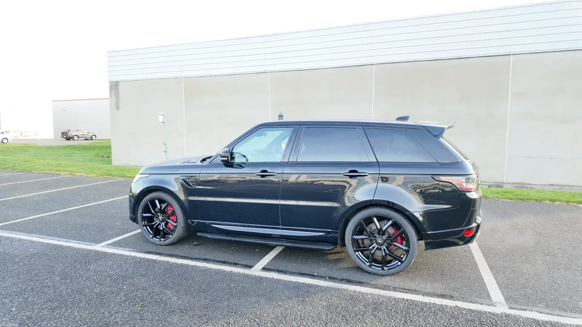 2020 RANGE ROVER SPORT WITH NEW SVR WHEELS & TYRES - Image 3