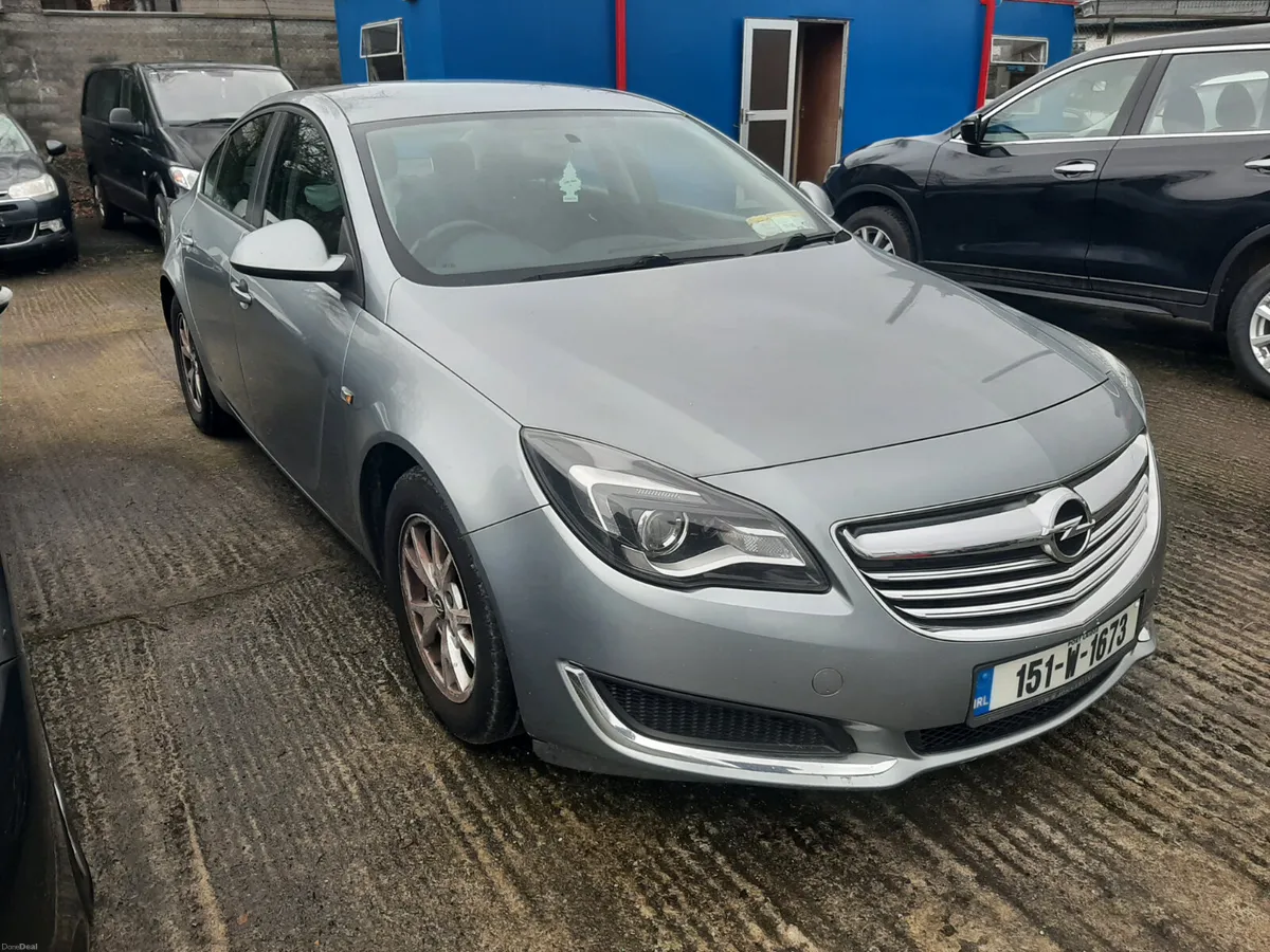 Opel Insignia 2015 - Image 1