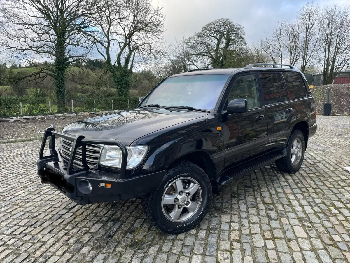 Toyota Landcruiser amazon  (uk reg) - Image 3