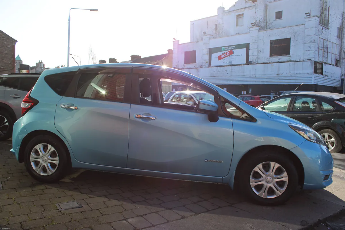 Nissan Note 1.2 AUTOMATIC 2016 - Image 3