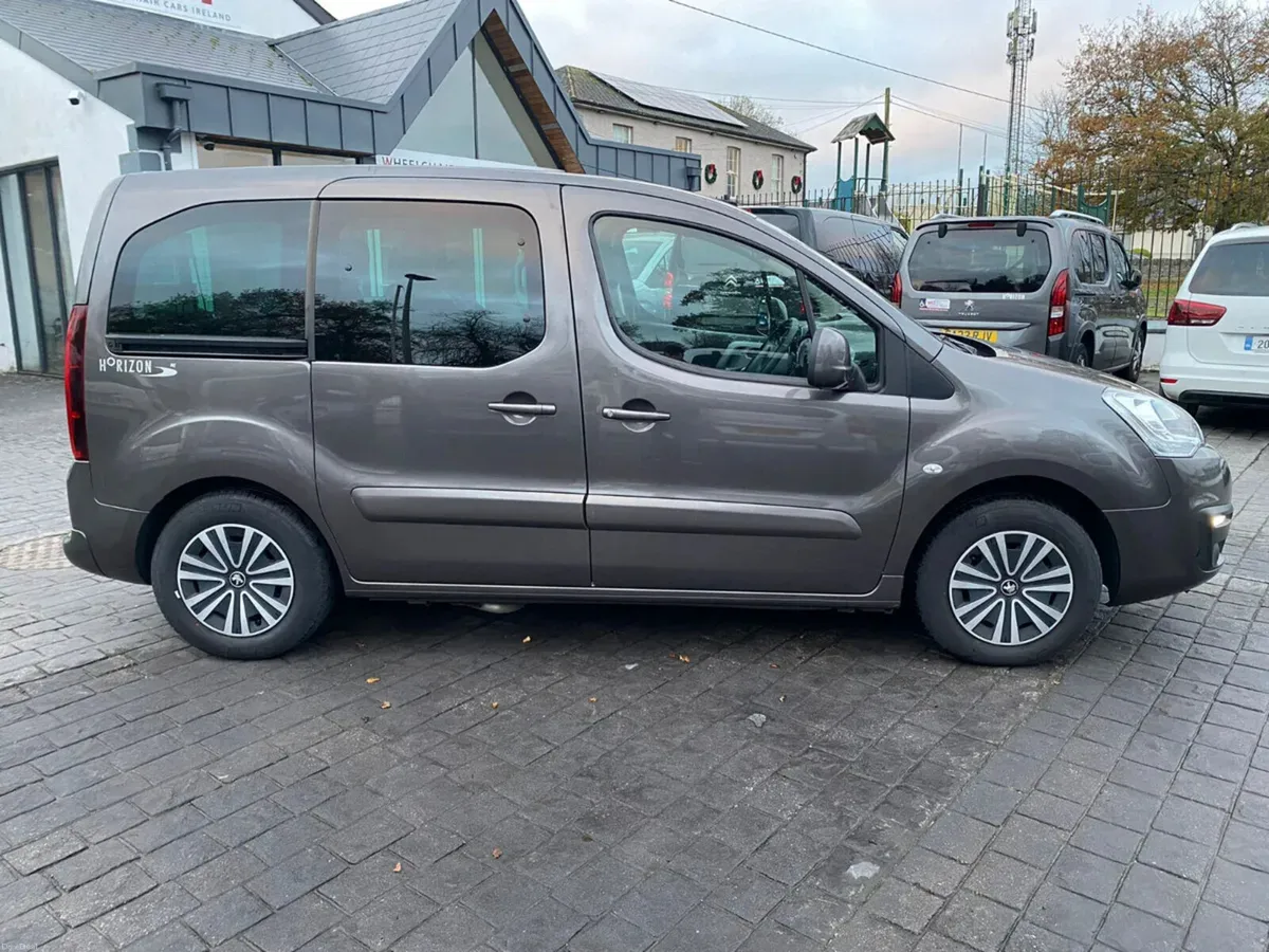 Peugeot Partner WAV - Image 5
