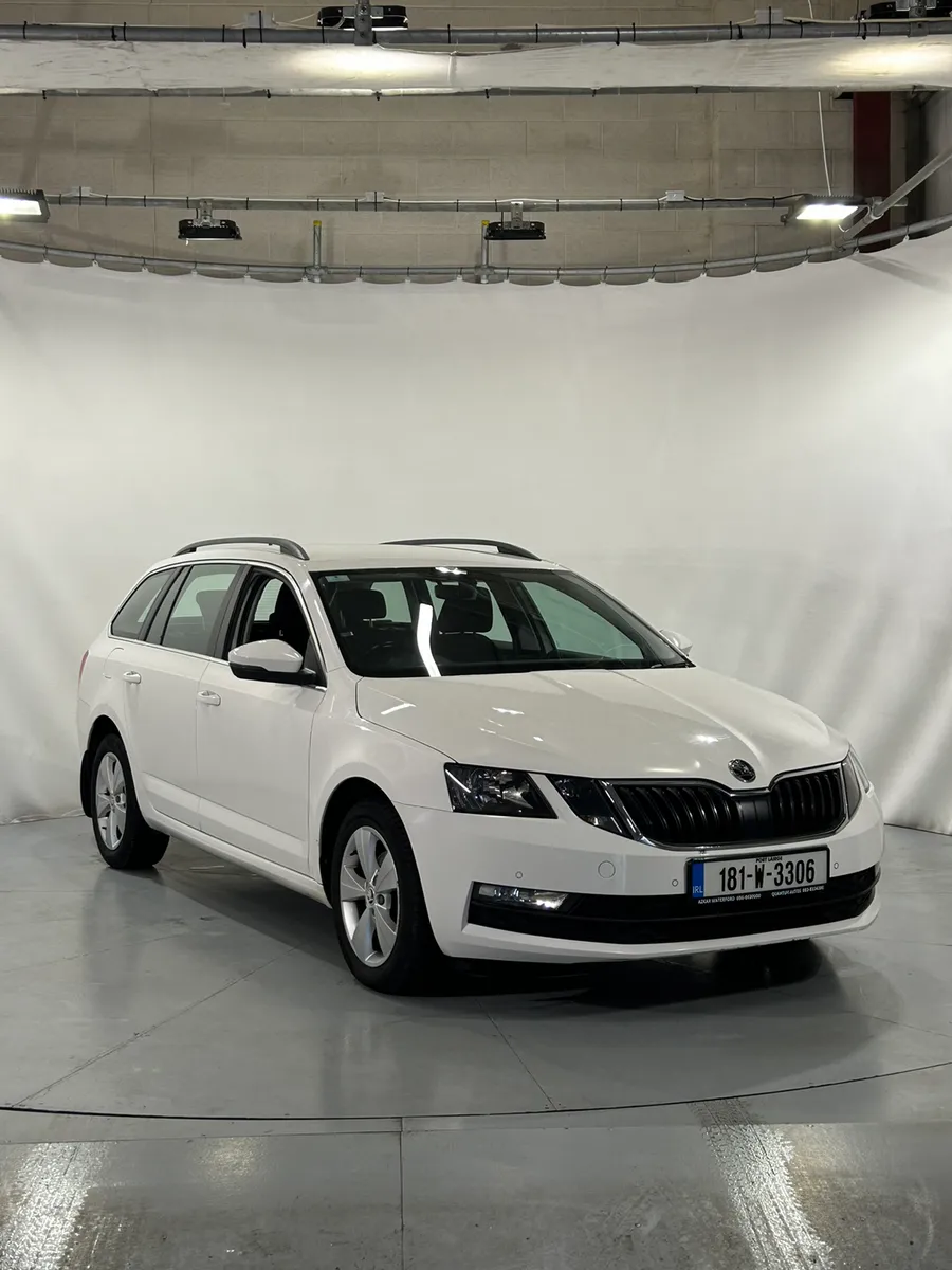 Skoda Octavia  many extras - Image 2