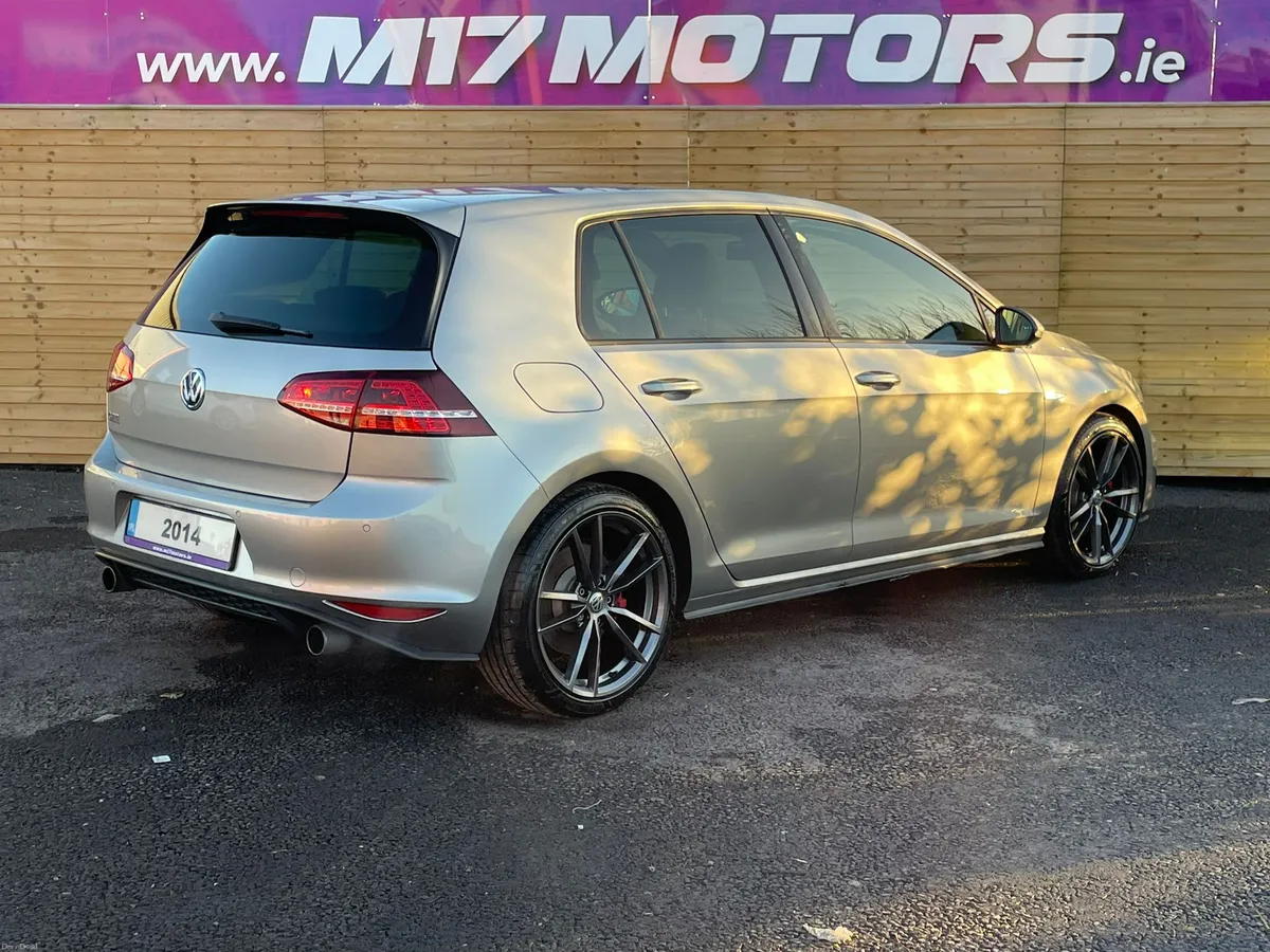 VW GOLF GTI LOW KMS - Image 4