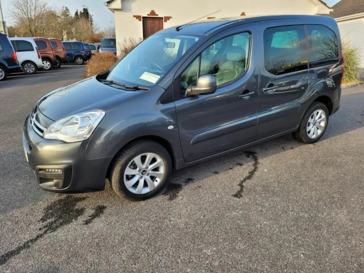 Wheelchair Accessible Citroën Berlingo - Image 4