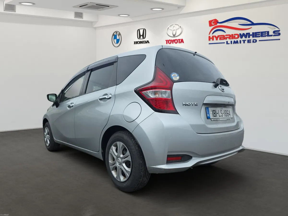 Nissan Note 2018 automatic - Image 5