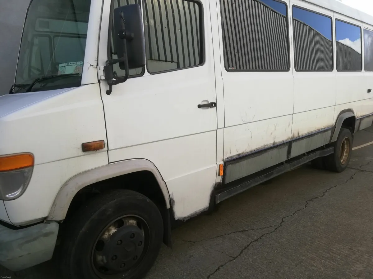 Vehicle Welding - Image 2