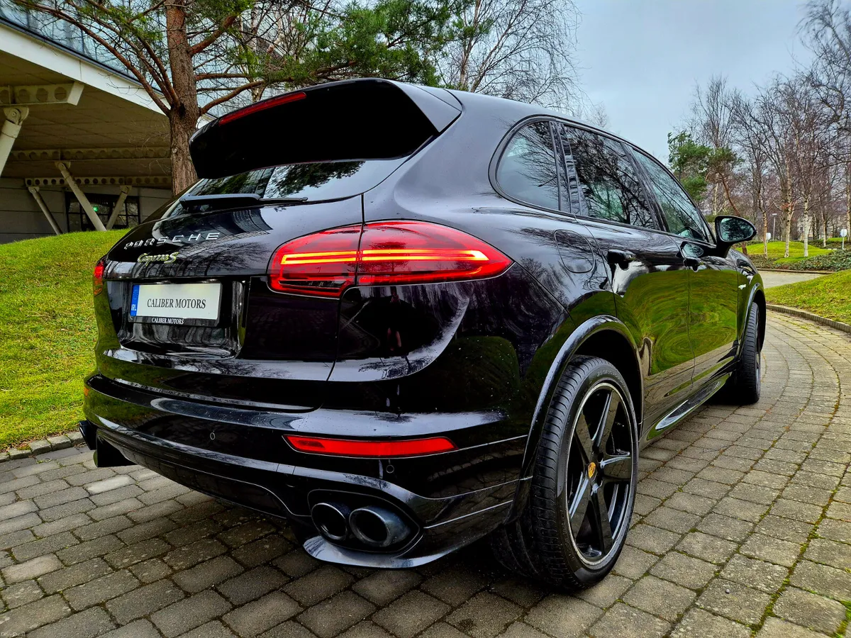 Porsche Cayenne S **SALE AGREED** - Image 3