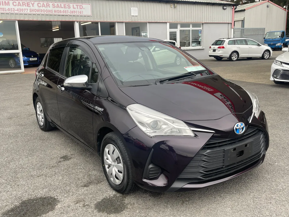 Toyota Yaris 2017-1 - Image 1