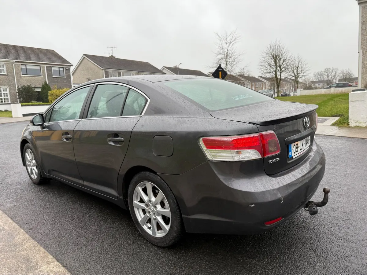 Toyota Avensis TR MODEL NEW NCT SAT NAV 2009 - Image 4
