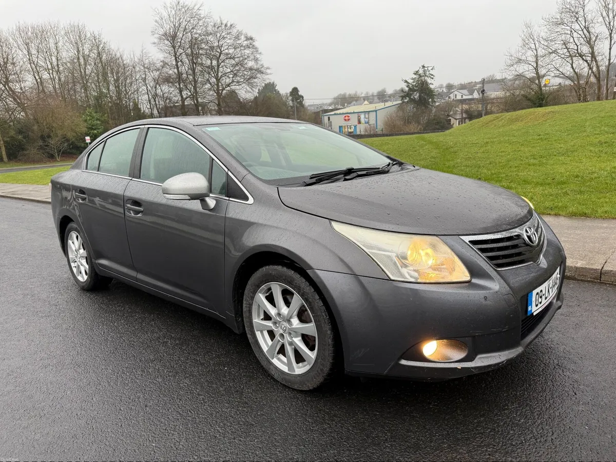 Toyota Avensis TR MODEL NEW NCT SAT NAV 2009 - Image 2