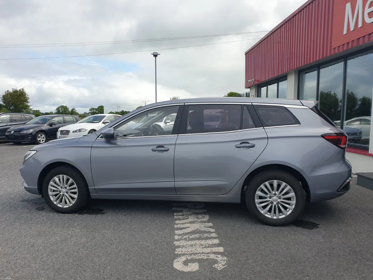 MG5 EXCITE EV 53KW - Image 3