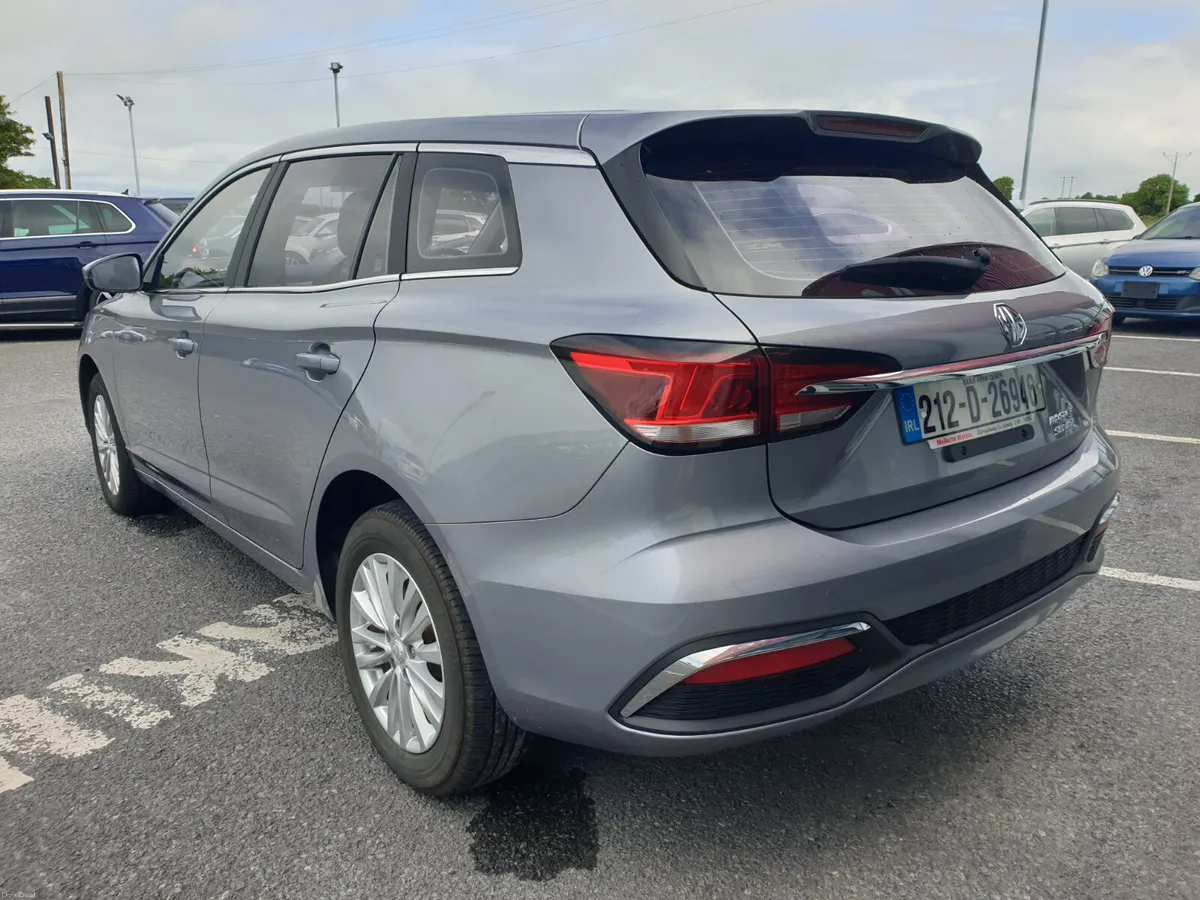 MG5 EXCITE EV 53KW - Image 4