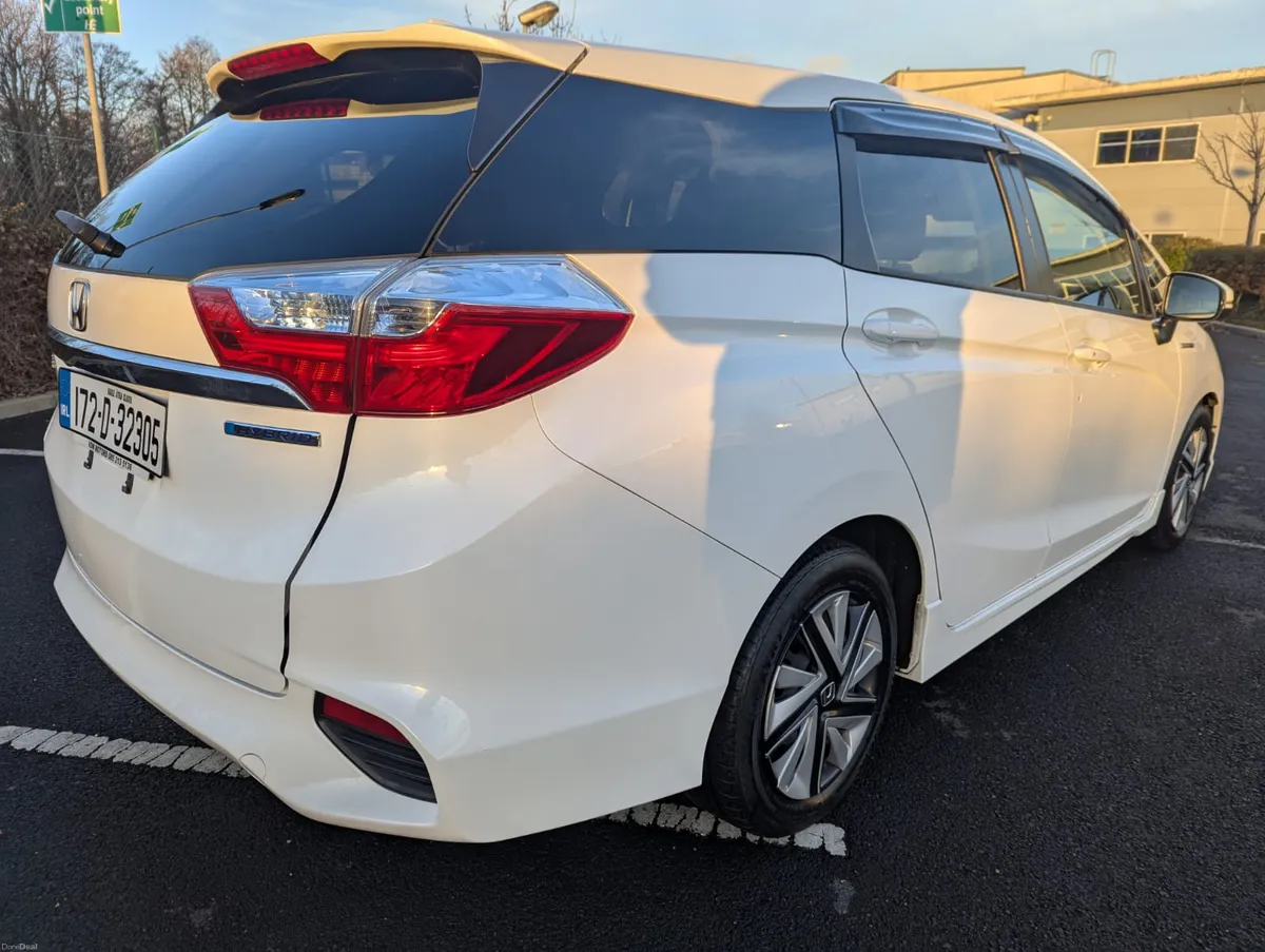 2017 HONDA SHUTTLE 1.5 HYBRID AUTO HIGH SPEC - Image 4