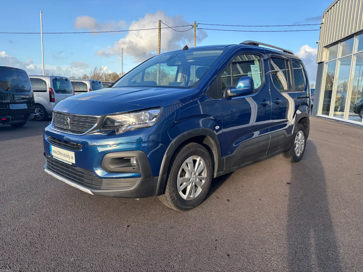 Wheelchair Car - Image 3