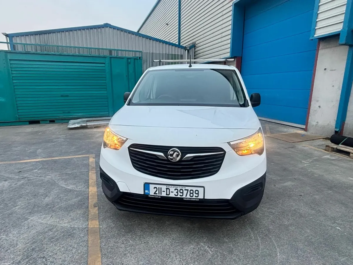 Opel Combo 2021 - Image 2