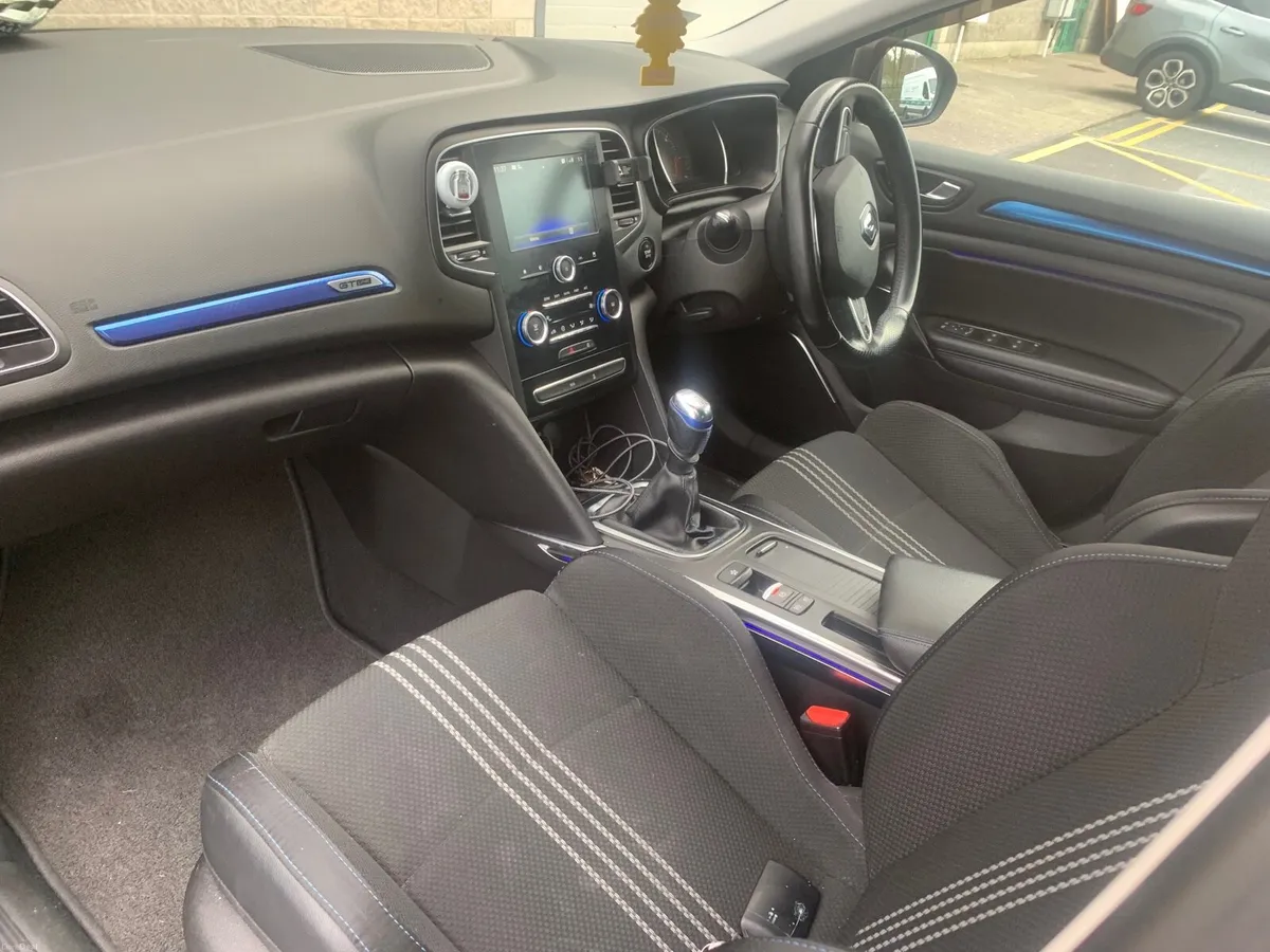 take 12 laguna coupe trade  mint gt line megane - Image 3