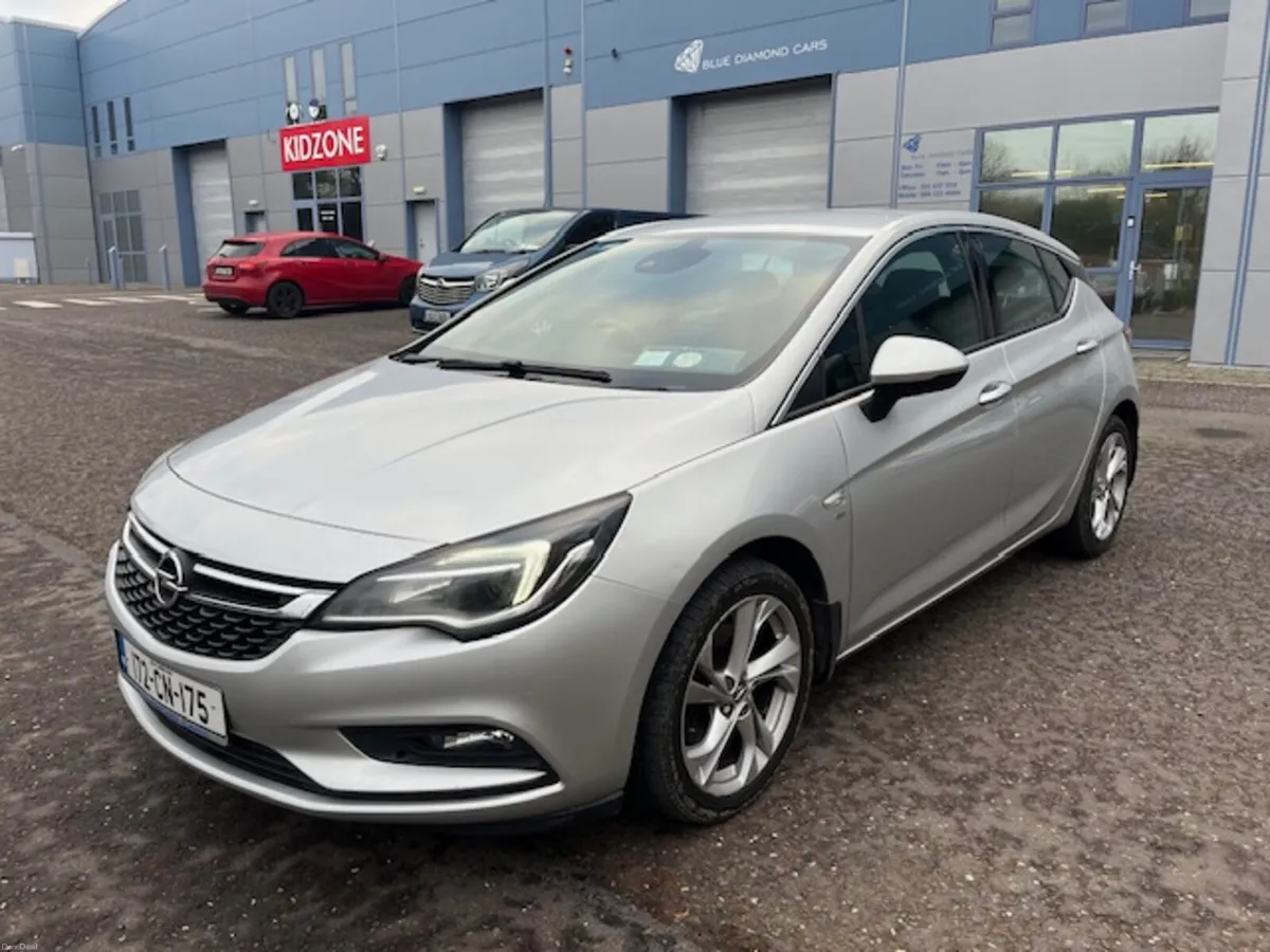 SRI 1.6 CDTI 110PS 5DR NAV - Image 3