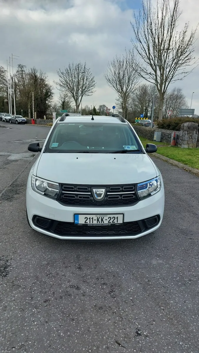 Dacia Logan MCV 2021 ONO NCT2027 Big Boot - Image 1