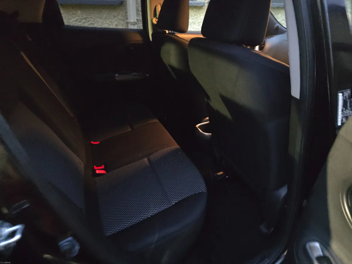 Nissan JUKE 2015  AUTOMATIC LOW MILES - Image 6