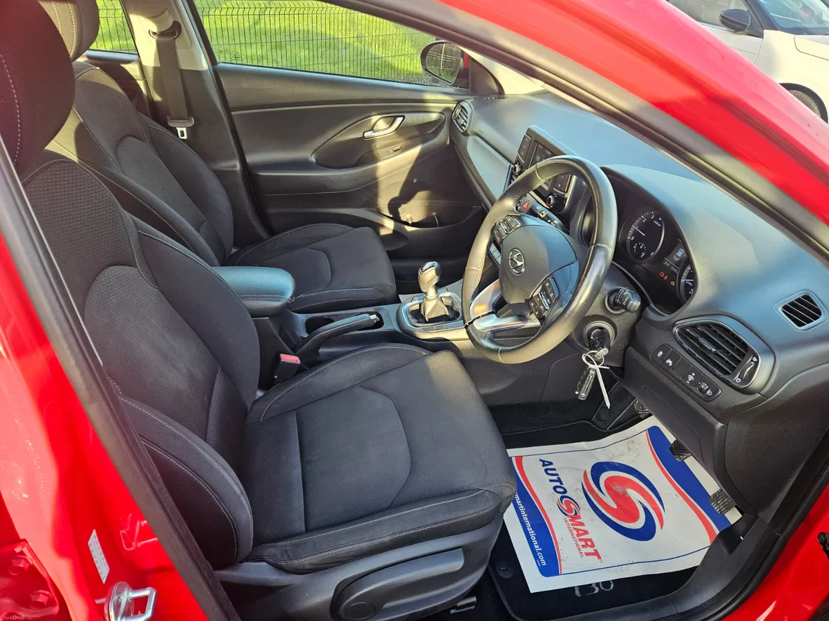 Hyundai i30 2017 - Image 6