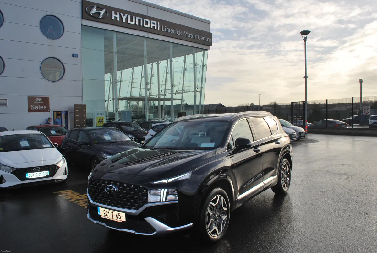 Hyundai Santa Fe 2022 - Image 1