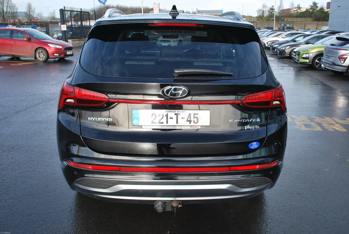 Hyundai Santa Fe 2022 - Image 4
