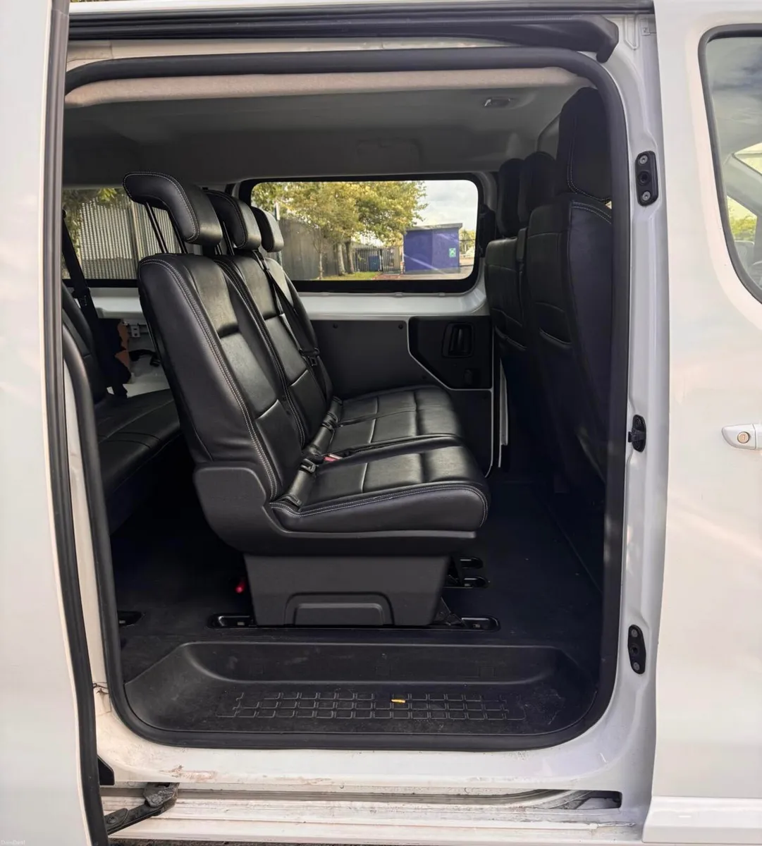 2020 Opel Vivaro 9 Seater - Image 4
