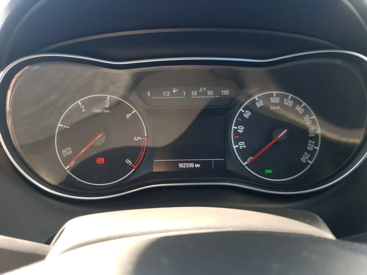 Opel Zafira 2018 - Image 5