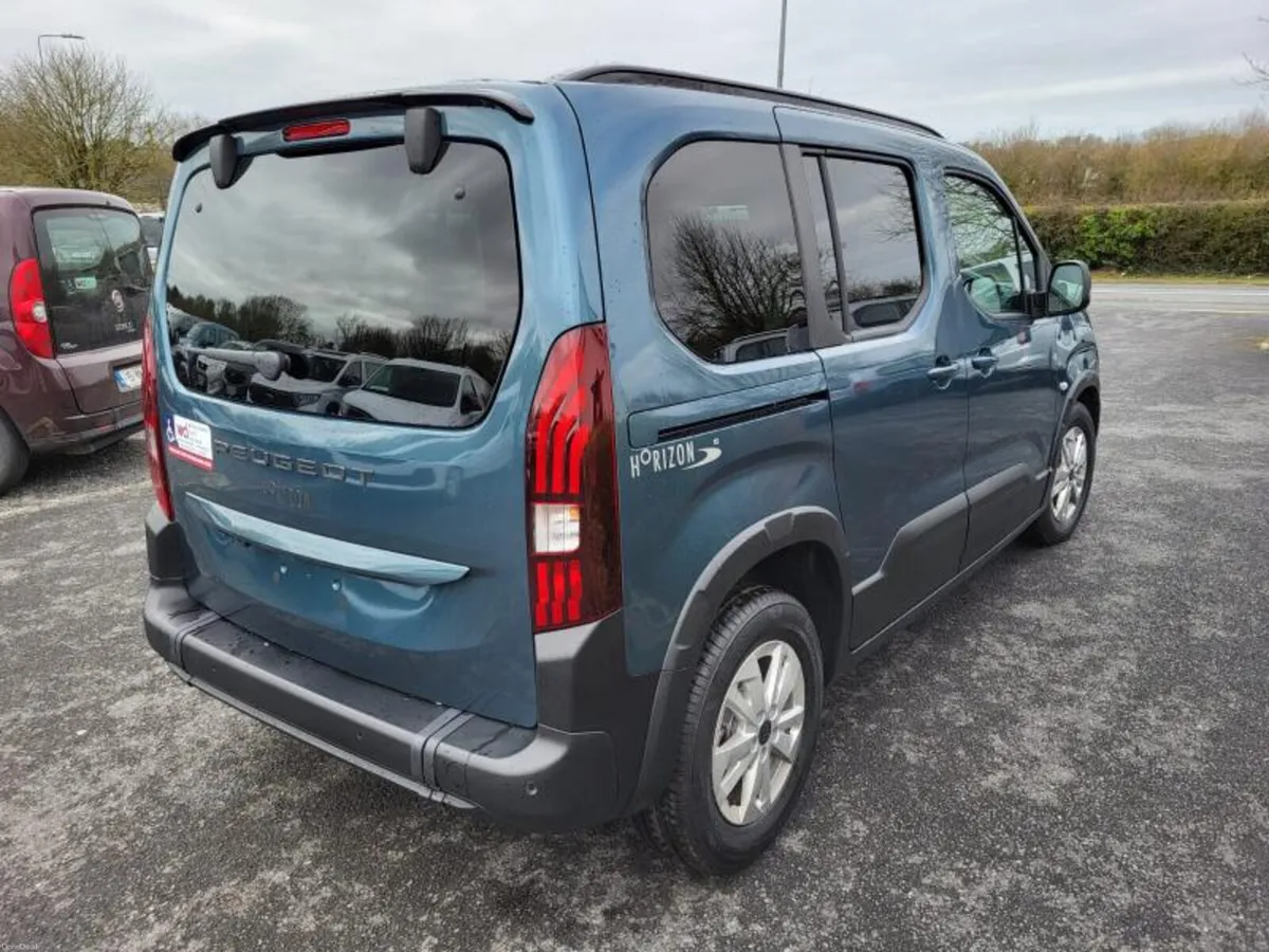 2026 Peugeot Rifter Wheelchair Accessible - Image 6