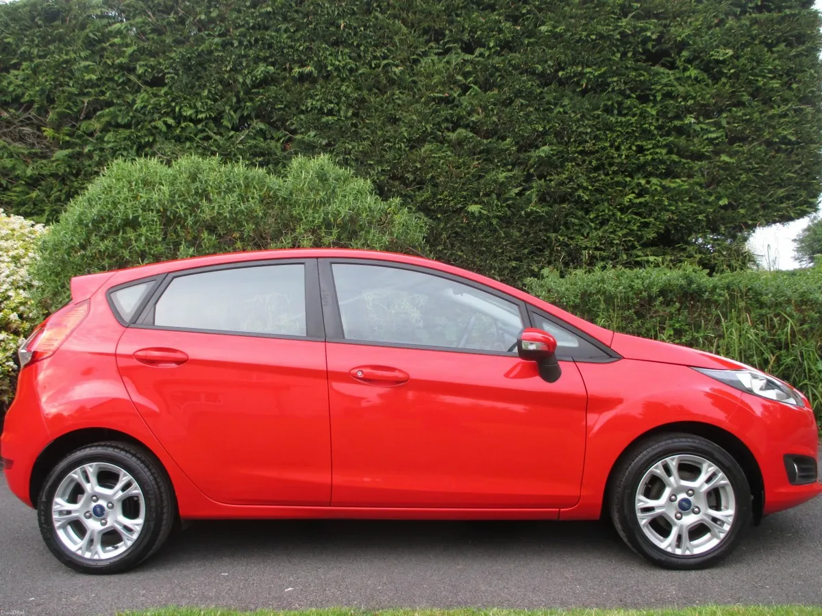 Ford Fiesta 2014 - Image 1