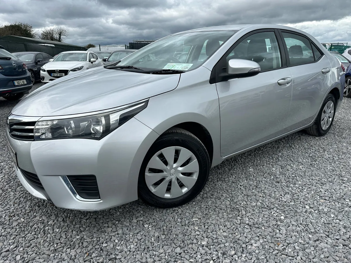 🔵 Toyota Corolla 1.33 TERRA AA APPROVED - Image 2