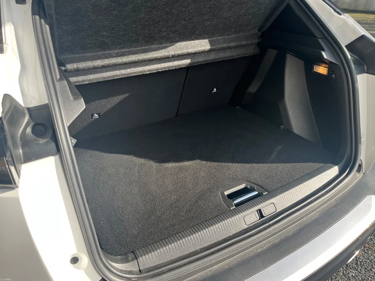 Peugeot 2008 2022 - Image 5