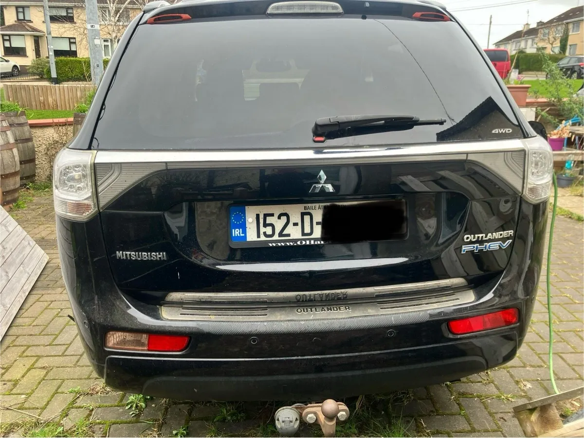 Mitsubishi Outlander PHEV 203bhp Intense+ trim - Image 4